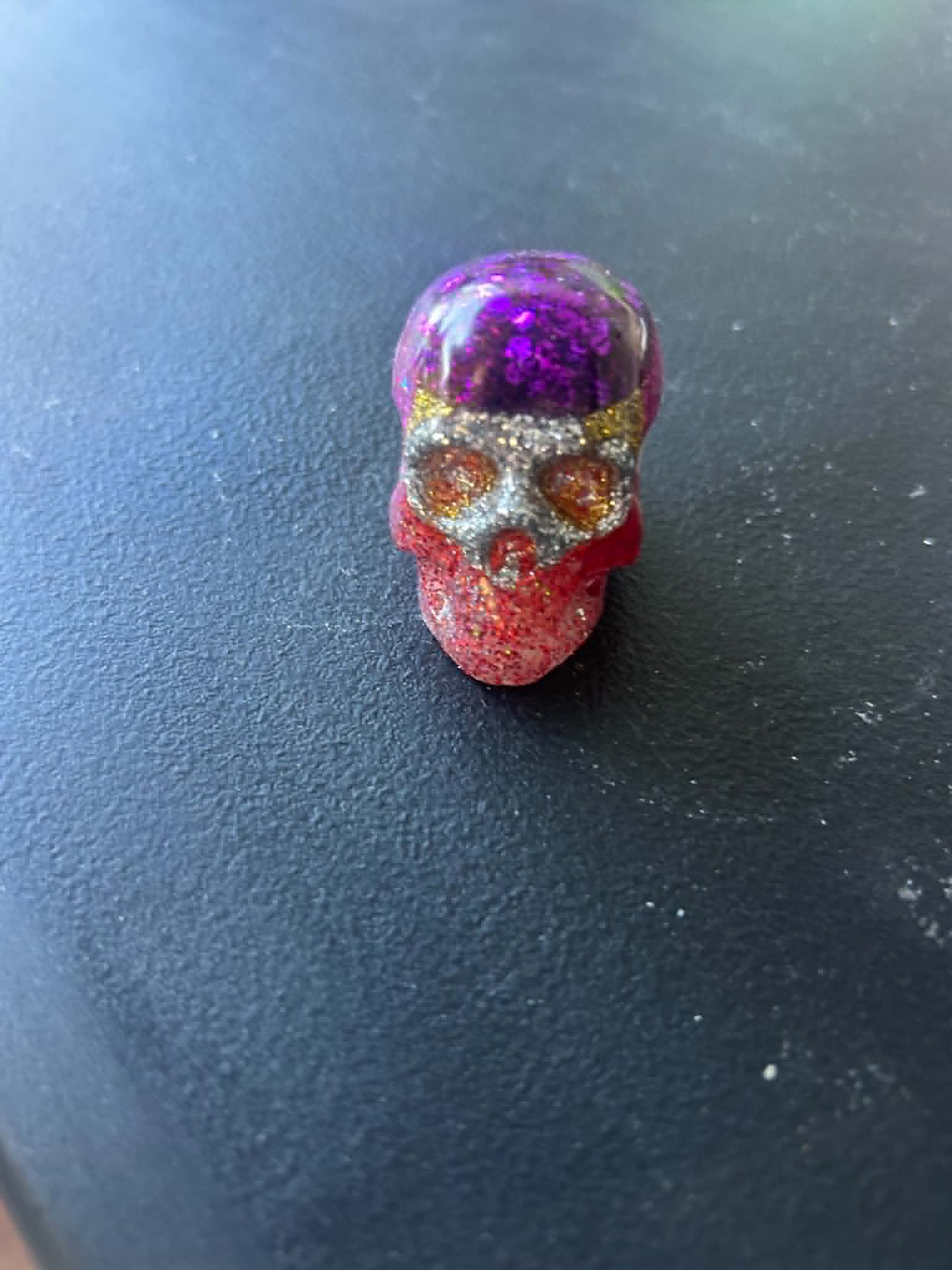 Skull Shelf Piece – Resin Art