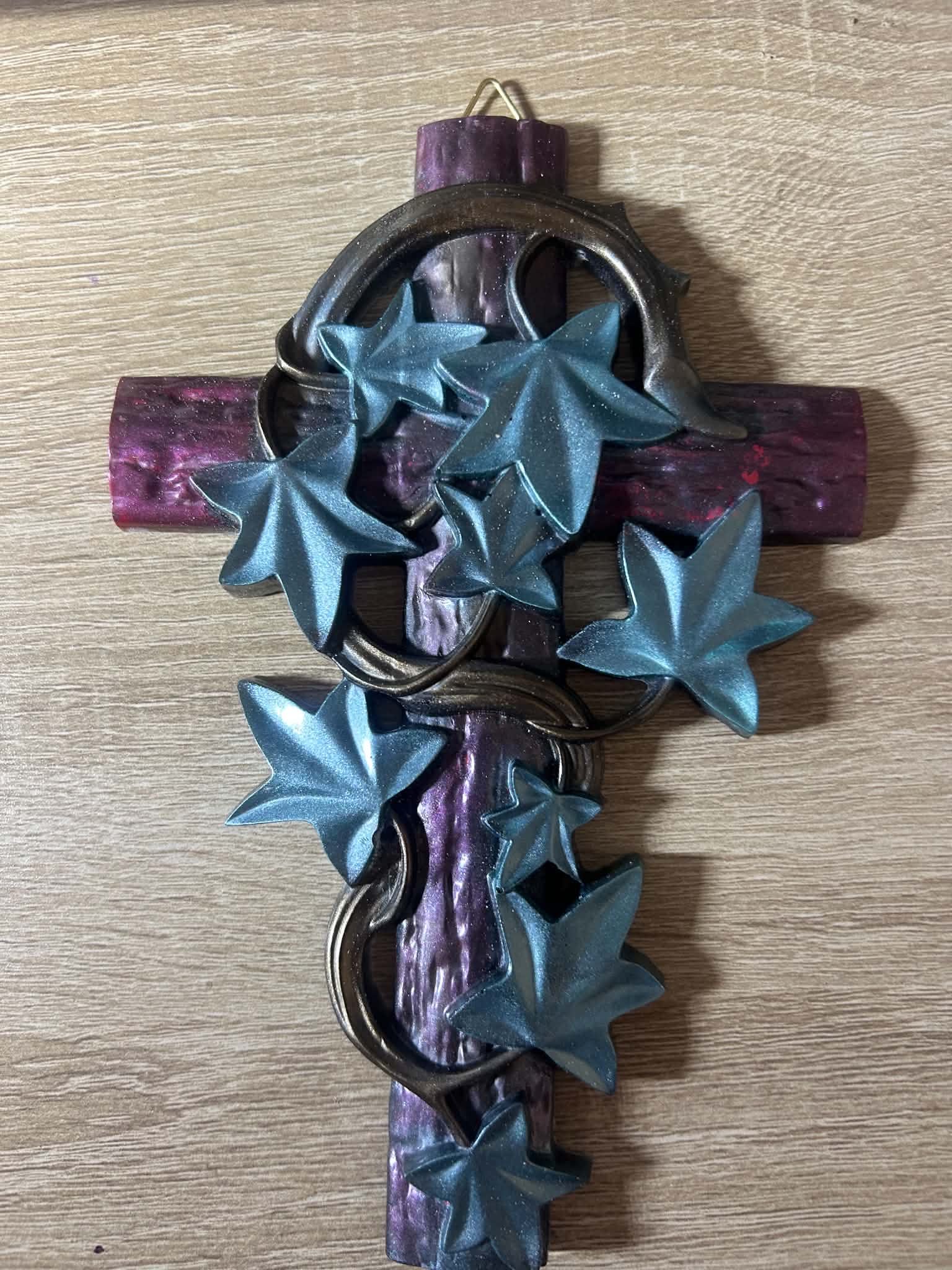 Resin Cross Wall Hanging